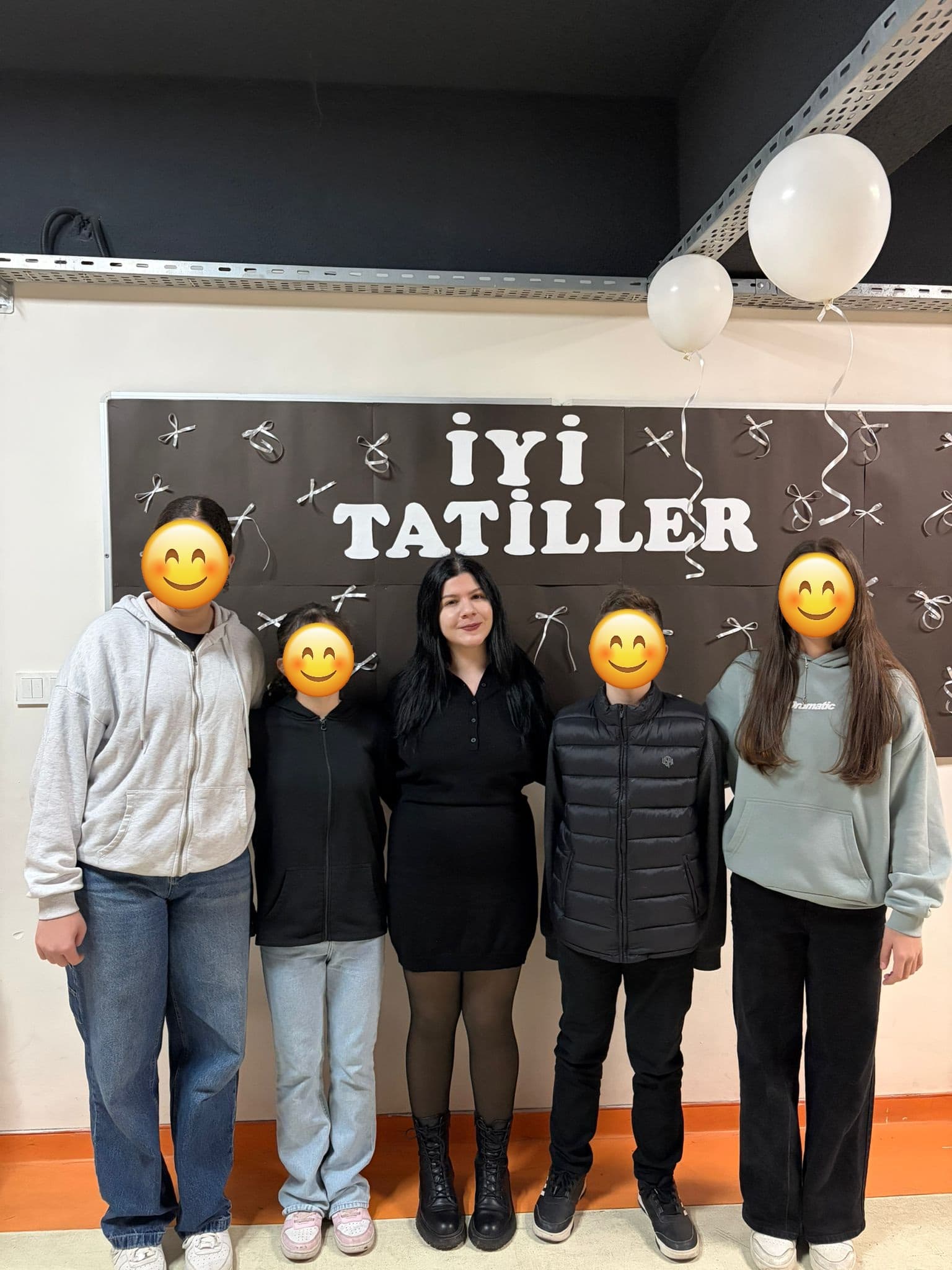 Pelin Özkan — öğrencisiyle birlikte